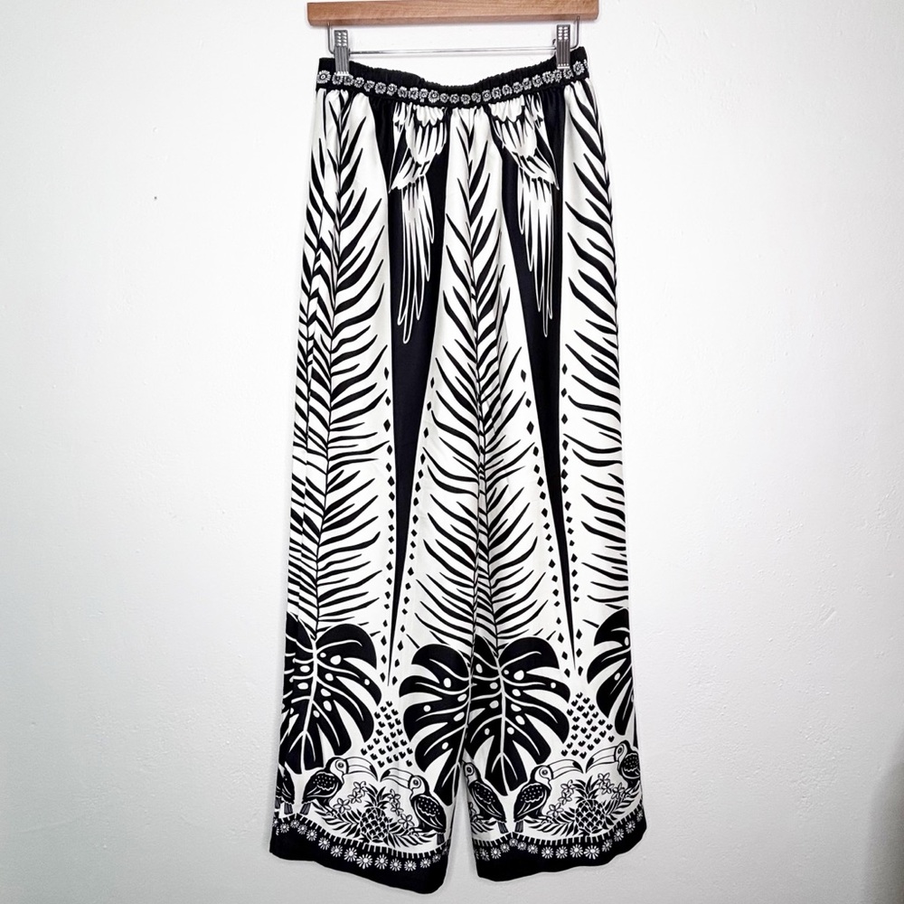 Rachel Zoe Wide Leg Satin Palazzo Pants Tropical Print Black & White Size S EUC